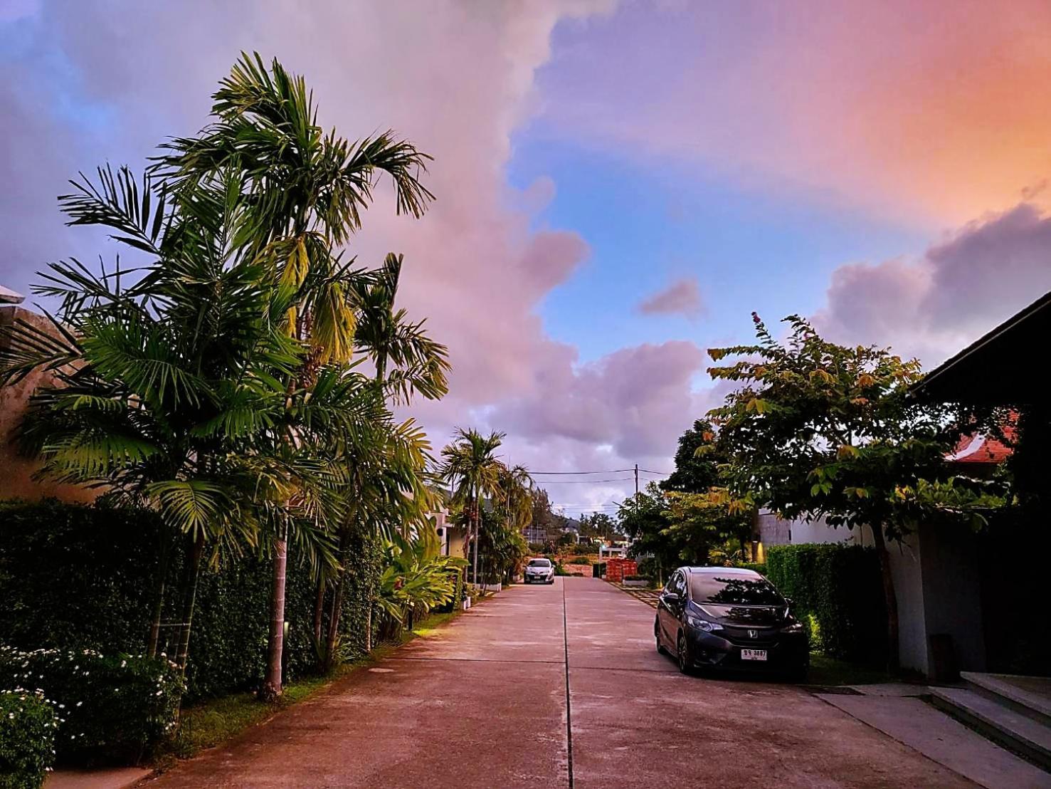 E Villa Near Bangtao Beach ,普吉高端社区邦涛区度假村私人泳池别墅 Bang Tao Beach  Exterior photo